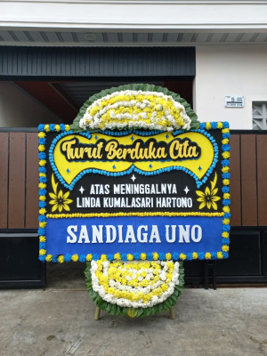 Papan Bunga Duka di Sakra Timur